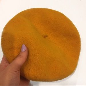 💜 VINTAGE 100% WOOL MUSTARD BERET 💜